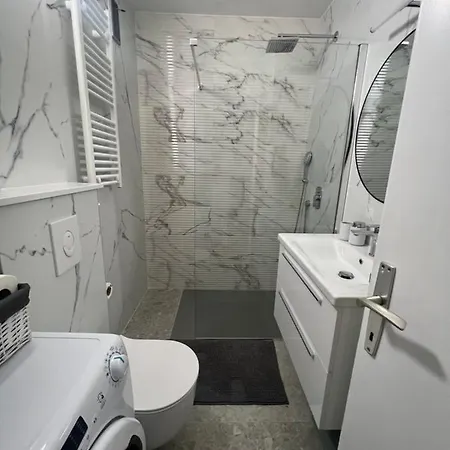 Center Twiggy Apartman Makarska