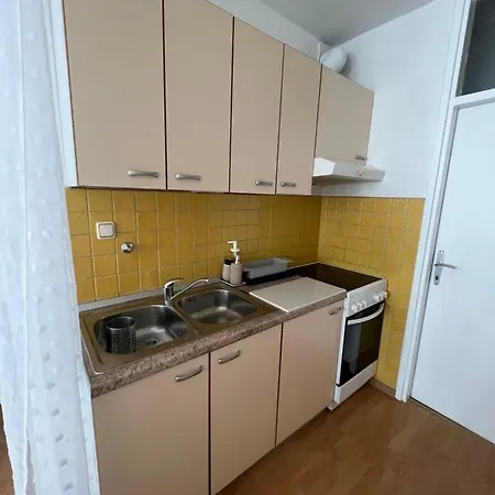 Center Twiggy Apartman Makarska