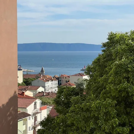 Center Twiggy Makarska