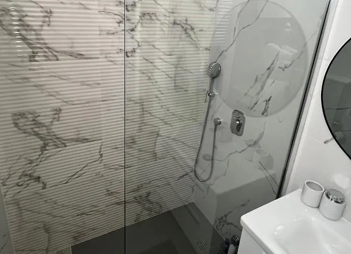 Center Twiggy Daire *